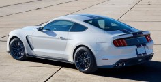 Ford-Mustang-GT350-2016-2